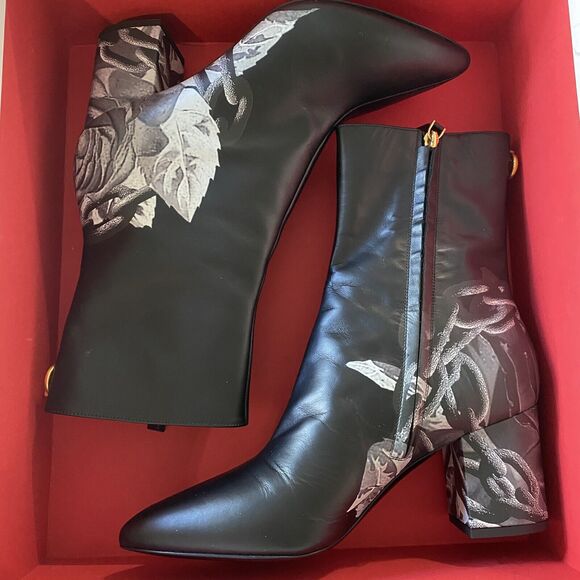 New Valentino Leather Rose Print Boots - Picture 2 of 9